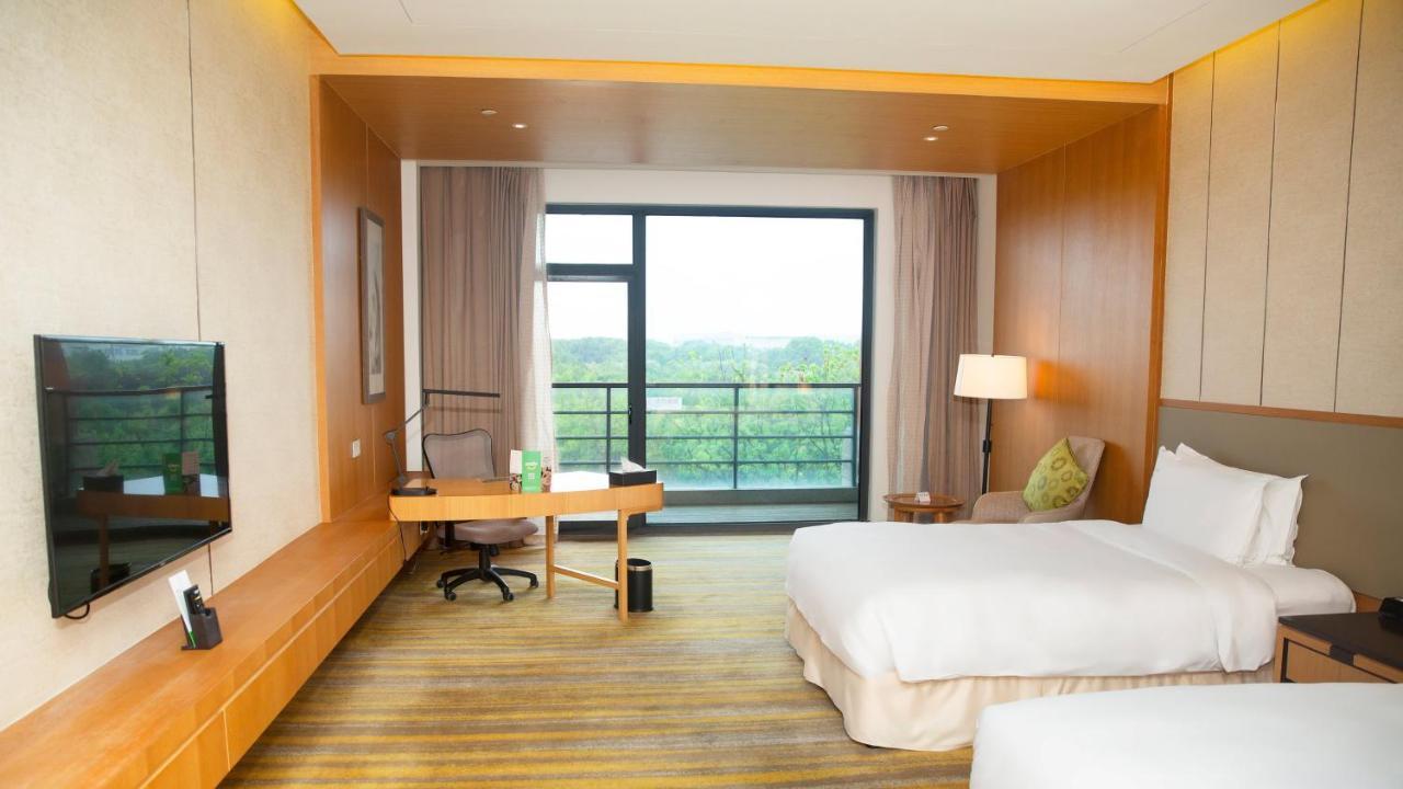 Holiday Inn Kunshan Huaqiao By Ihg Exterior foto